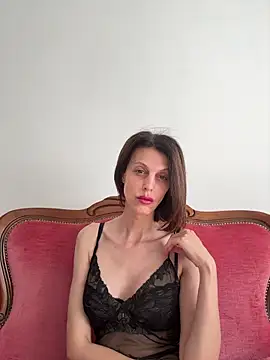 EliseAfterDark online show from April 29, 8:07 am