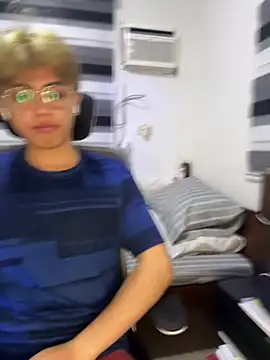 bj iceedzey online show from April 30, 7:42 pm