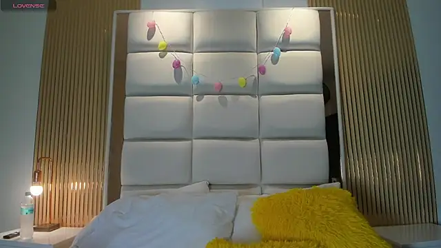 Snapshot of Megann_Rousee chatting on May 8, 11:48 am Megann Rousee online show from May 8, 11:48 am