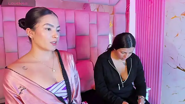 Anal Temptation online show from July 28, 4:50 pm
