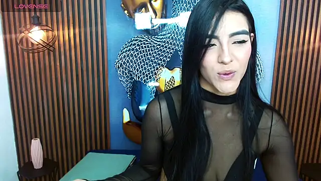 Snapshot of RoxxySweet01 chatting on May 2, 2:00 pm RoxxySweet01 online show from May 2, 2:00 pm