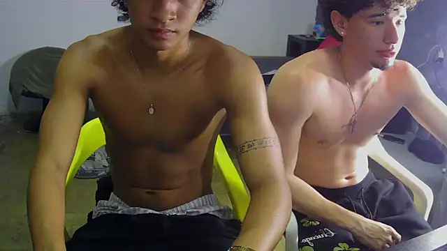 Snapshot of Hansel_take chatting on July 7, 2:25 am Hansel take online show from July 7, 2:25 am