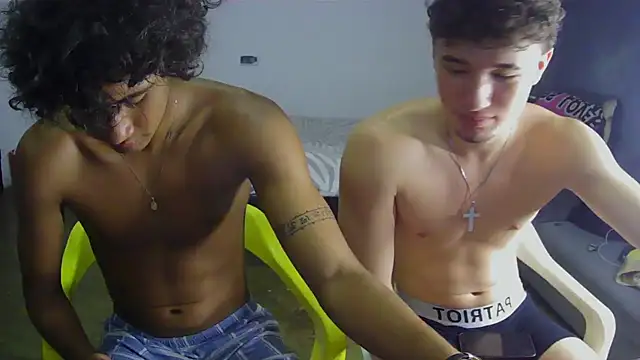 Snapshot of Hansel_take chatting on July 12, 8:33 pm Hansel take online show from July 12, 8:33 pm