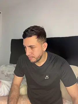 Alessandro secret online show from June 2, 8:11 pm