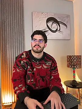 DomBoy  online show from June 29, 7:58 pm