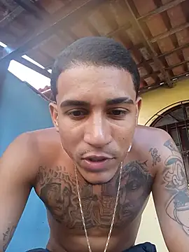 Snapshot of gui_carioca7 chatting on July 17, 6:35 pm gui carioca7 online show from July 17, 6:35 pm