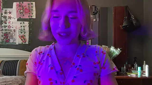 Miss Amy00 online show from June 21, 3:58 pm