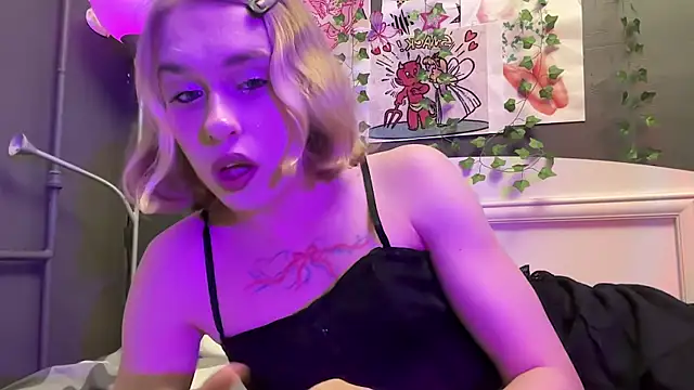 Miss Amy00 online show from July 27, 8:38 pm
