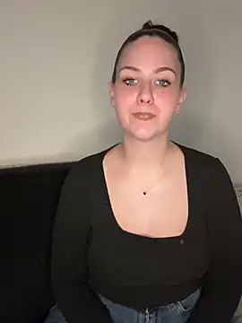 CuteBeaX online show from July 27, 6:04 pm