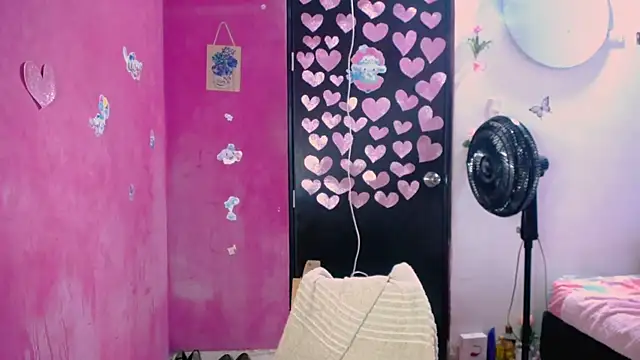 Kiara tits online show from July 15, 1:11 am