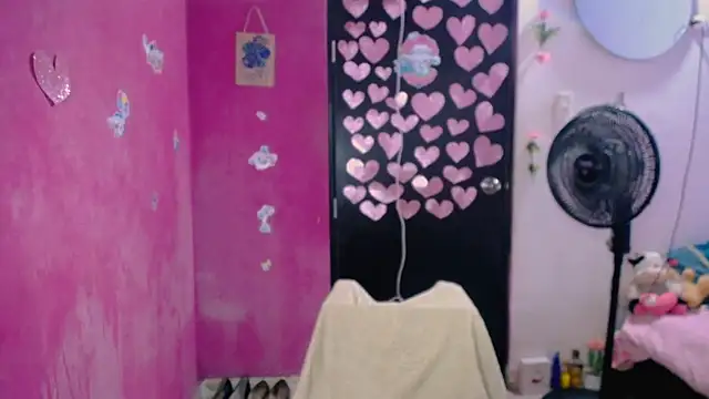 Kiara tits online show from July 23, 1:52 am