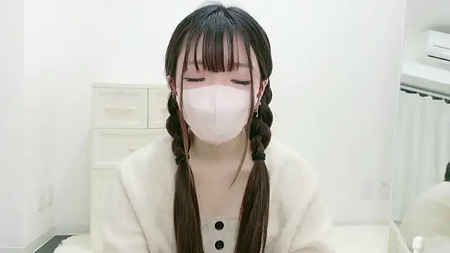 renochan v online show from May 3, 2:56 pm
