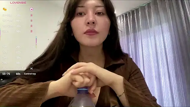 Snapshot of Sonata_Asky chatting on July 13, 10:07 am Sonata Asky online show from July 13, 10:07 am