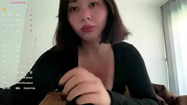 Snapshot of Sonata_Asky chatting on July 24, 5:16 am Sonata Asky online show from July 24, 5:16 am