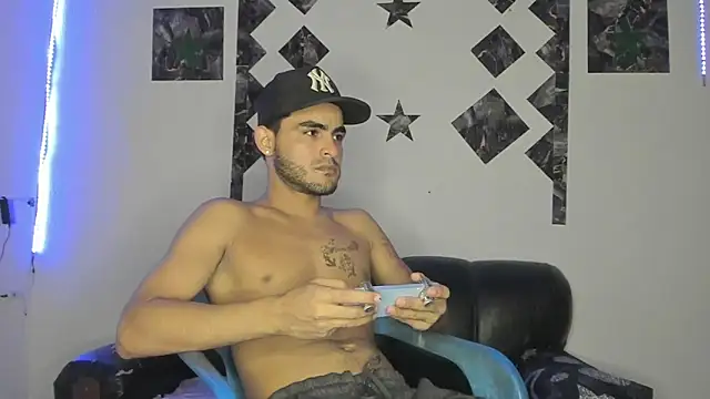 Master King Crazzy666 online show from May 30, 6:49 pm