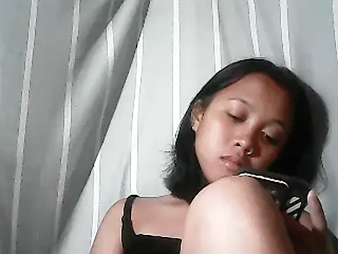 Yours AsianPinayGirl18 online show from June 10, 9:46 pm