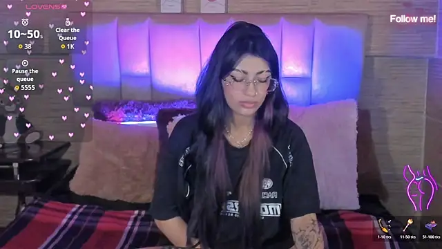Snapshot of mia_smoke_ chatting on June 29, 10:15 am mia smoke online show from June 29, 10:15 am