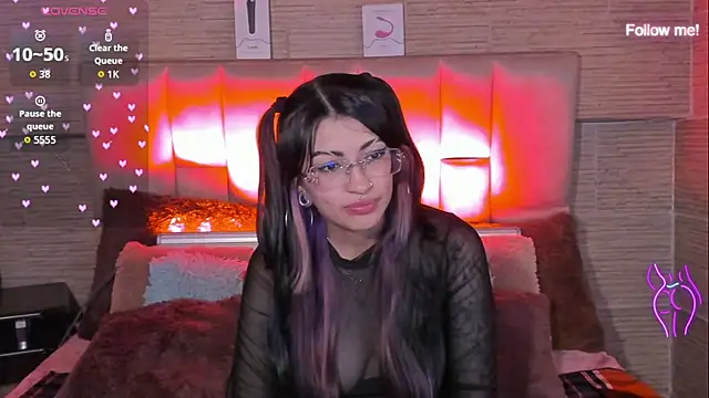 Snapshot of mia_smoke_ chatting on July 7, 7:09 am mia smoke online show from July 7, 7:09 am