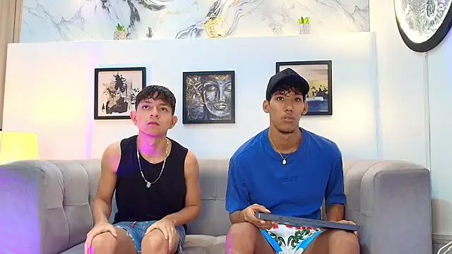 Snapshot of RED_BOYS_XXX chatting on June 8, 1:33 pm RED BOYS XXX online show from June 8, 1:33 pm