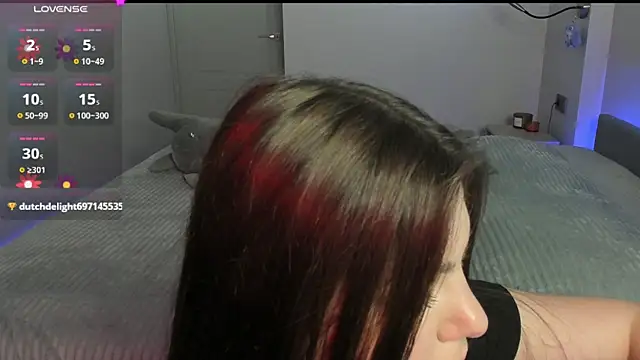 Snapshot of EmmyyK chatting on June 27, 12:22 pm EmmyyK online show from June 27, 12:22 pm