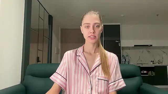 ScarlettBlank online show from May 28, 10:29 pm
