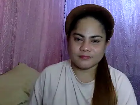 Lucy69-S online show from May 13, 3:59 am