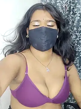 Axy1 1 online show from June 4, 7:09 pm