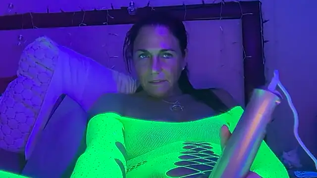 cum2medaddy2 online show from June 24, 7:02 pm