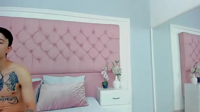 SarahDoll   online show from June 25, 1:48 pm