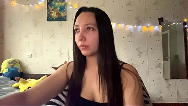 Snapshot of SheeringGape chatting on June 6, 1:21 am SheeringGape online show from June 6, 1:21 am