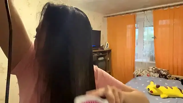 Snapshot of SheeringGape chatting on June 10, 1:06 am SheeringGape online show from June 10, 1:06 am