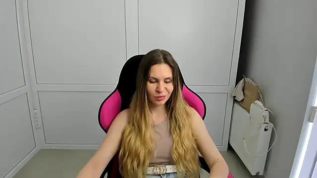Aleksia sweett online show from May 4, 9:27 am
