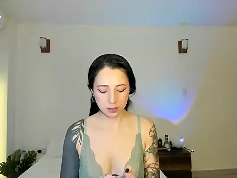 EvangelineLoveee online show from July 9, 3:49 pm