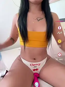 Snapshot of sexyAssPINAY chatting on June 27, 11:54 pm sexyAssPINAY online show from June 27, 11:54 pm