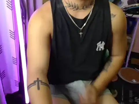 Ashtonfuckingboi online show from July 20, 9:28 pm