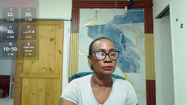 jannyheat online show from June 12, 4:00 am