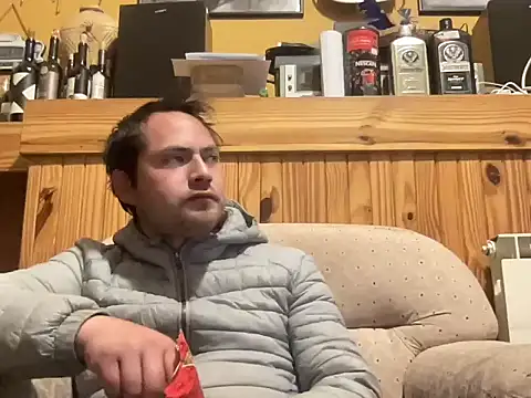 alecsgzz online show from June 24, 1:26 am