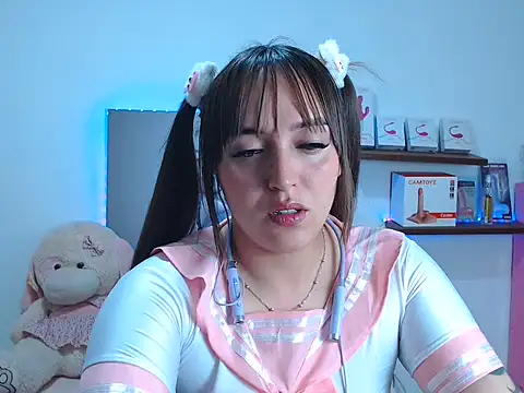 anyela bubble18 online show from June 14, 11:40 pm