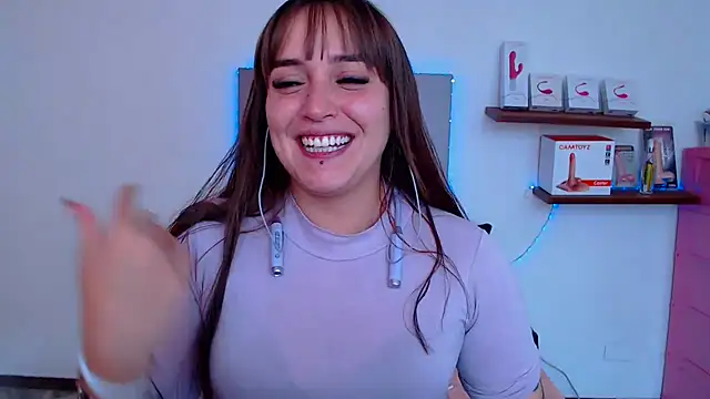 anyela bubble18 online show from June 30, 7:59 pm
