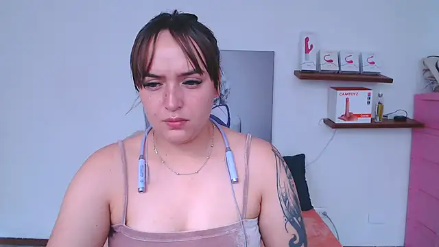 anyela bubble18 online show from July 4, 8:48 pm