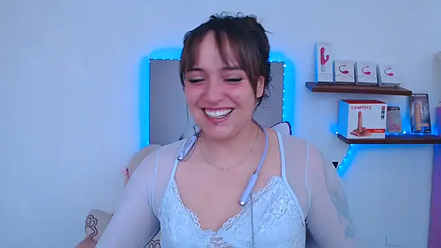 anyela bubble18 online show from July 18, 9:40 pm