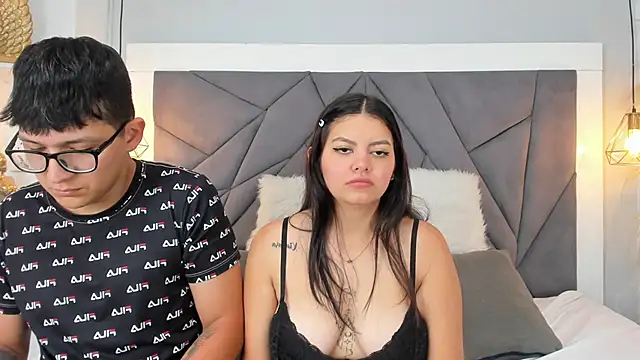 Sophia Andrade  online show from May 6, 1:25 am