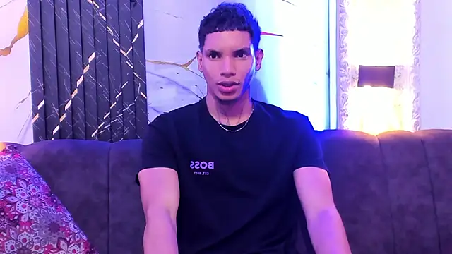 kai storm77 online show from May 14, 1:23 am
