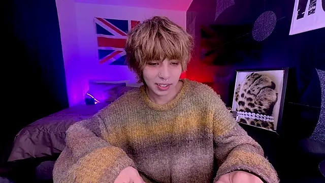 Aronn 44 online show from June 25, 4:34 am