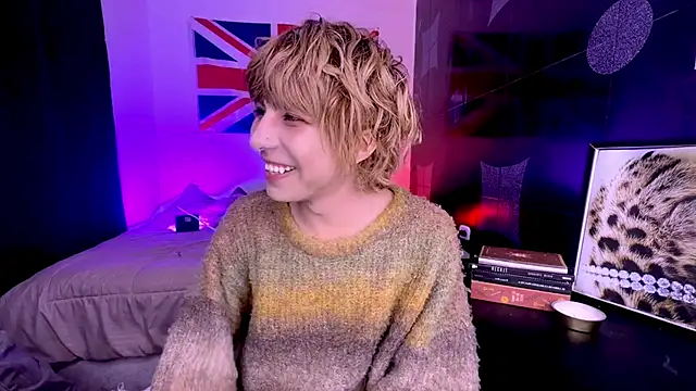 Aronn 44 online show from July 8, 1:43 am