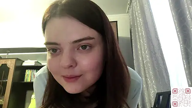 Snapshot of RebelDesiree chatting on May 11, 8:42 am RebelDesiree online show from May 11, 8:42 am