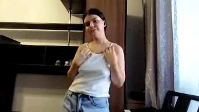 RebelDesiree online show from July 19, 10:41 am