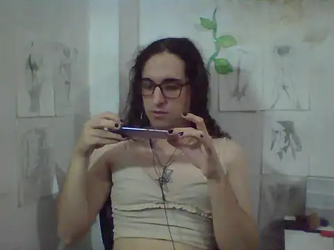LaCuerva online show from June 15, 5:26 pm