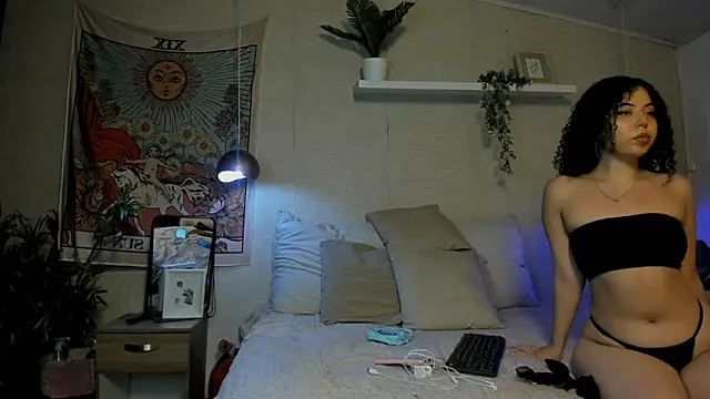 Honey Sofi online show from June 3, 11:35 am