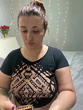 AureTease online show from August 6, 7:49 pm